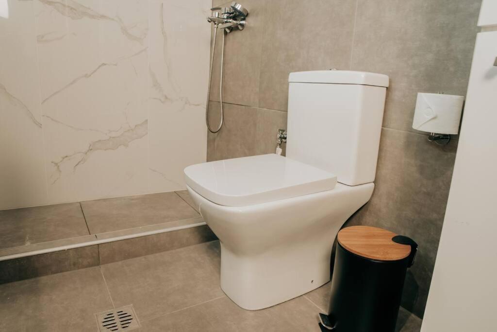 Вилла Sophia'S Coastal Retreat Коринос Экстерьер фото
